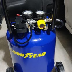 Goodyear 10 Gallon Air Compressor 150 Max PSI With Wheels - New Just Assembled 