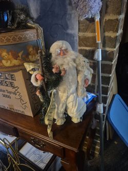 Santa/Kris Kringle collection