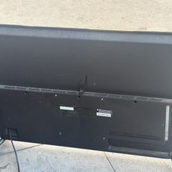 Tv For Sale 40” WESTINGHOUSE ROKU TV