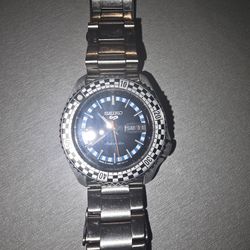 Seiko 5 Sports Special Edition SRPK67 Automatic Watch