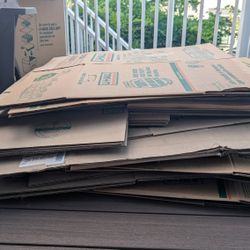 25 UHaul Moving Boxes (M/L)