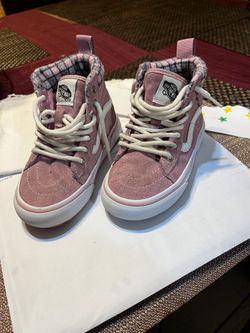 Girls shoes size 12.5  very good condition