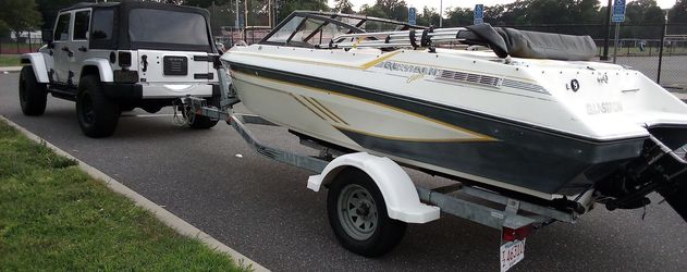 1989 Glastron Sierra