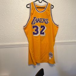 Men’s Lakers Magic Johnson Hardwood Classics Stitched Size 58
