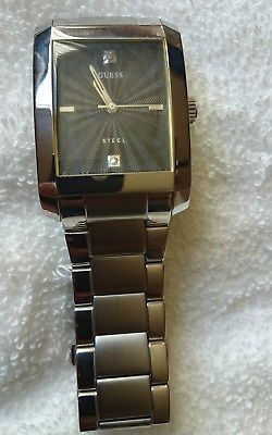 GUESS MEN'S STAINLESS STEEL DIAMOND MARKER WATCH G10150G