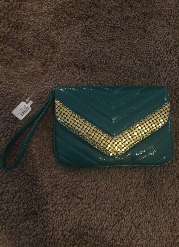 Brand new wristlet
