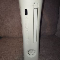 Xbox 360 with Controller and 8 Games