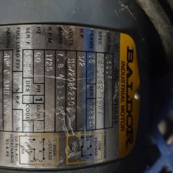 Baldor ½ HP Industrial Motor – 115/208-230 V – 1725 RPM – Single Phase
