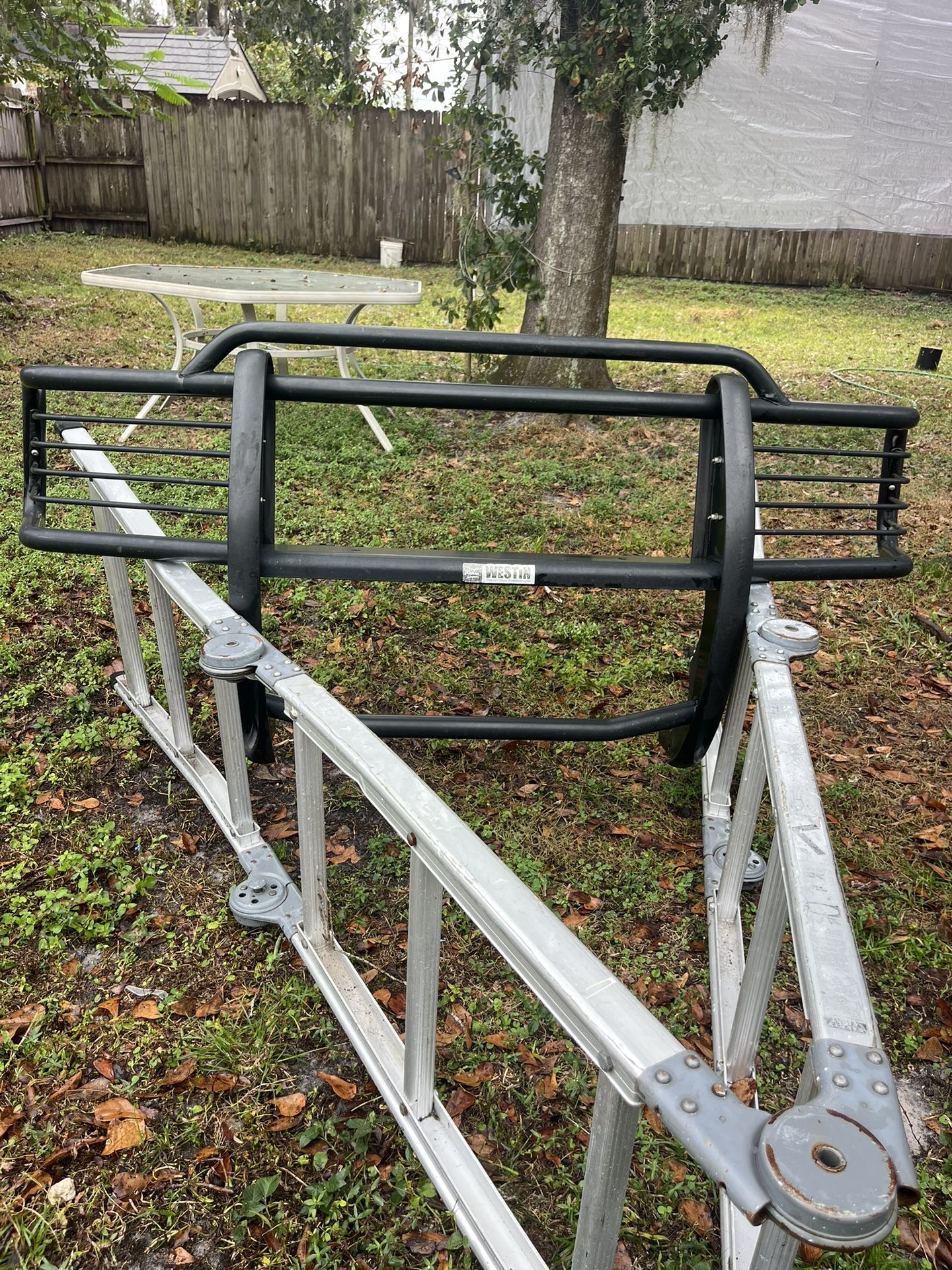 Westin Brush Guard (black) Chevy Truck (99-06)