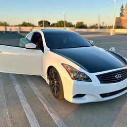 Infiniti G37 
