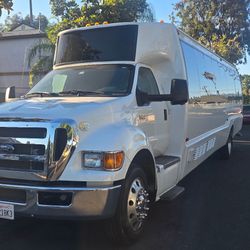 36 Passenger Charter Bus