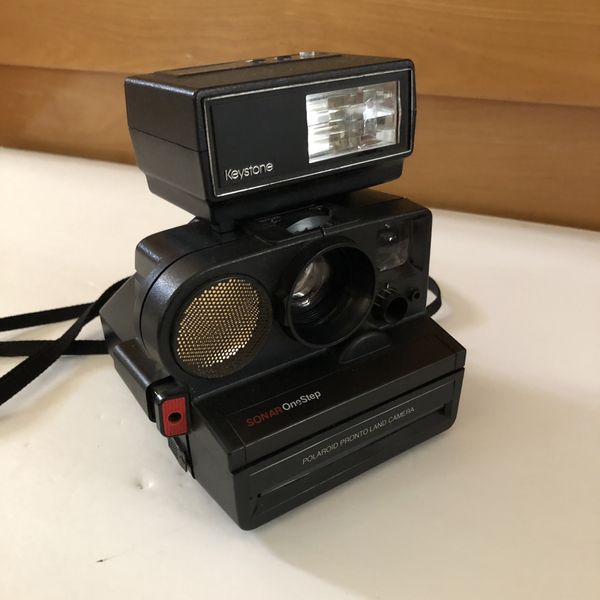 Vintage Polaroid Sonar One Step Pronto Land Camera with Flash for Sale