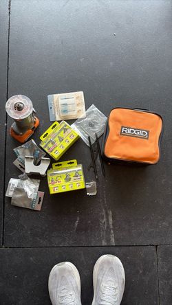 RIDGID Tool Bag with Accessories Bundle
