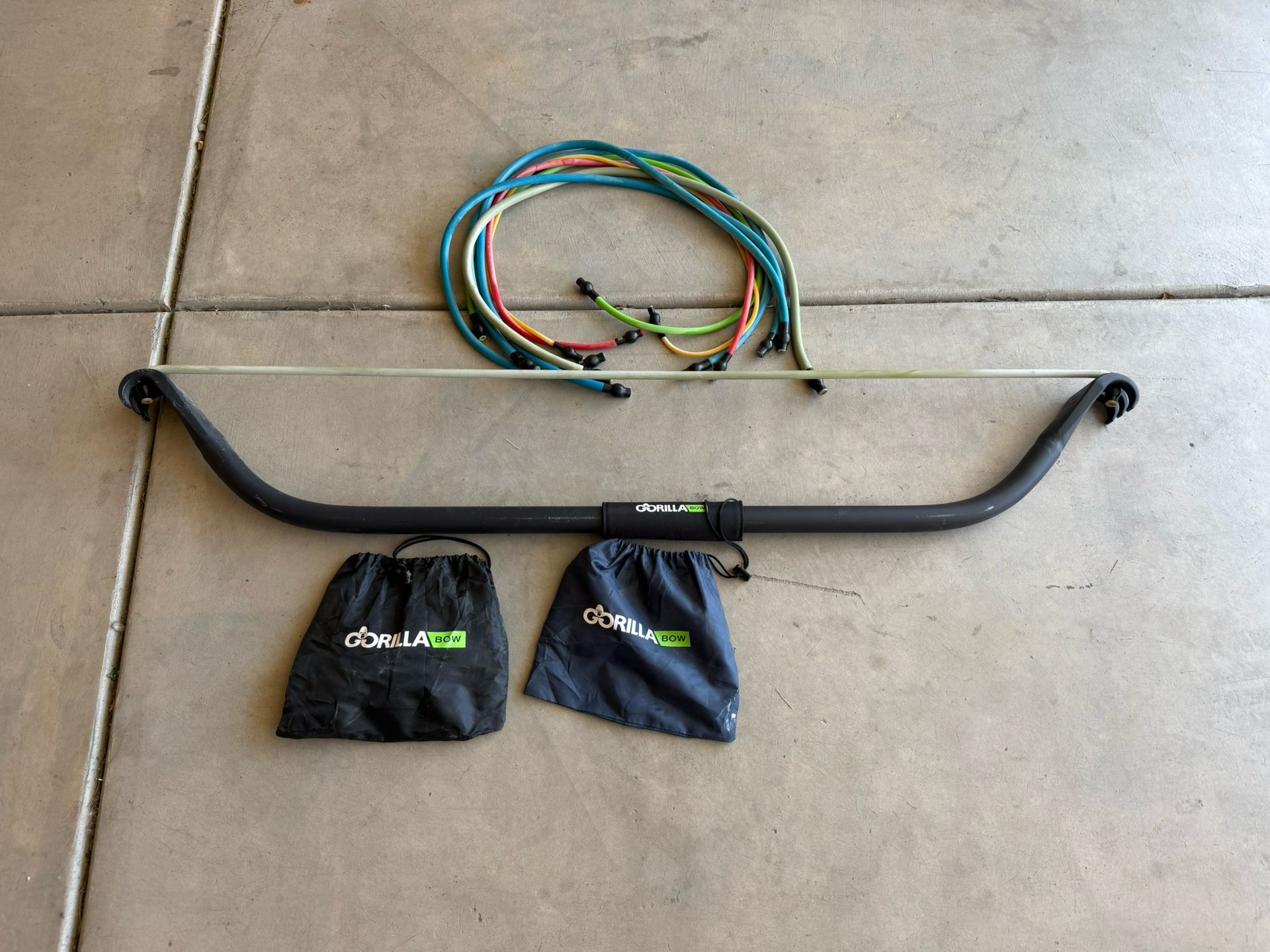 Gorilla Bow Workout Bar And Resistance Bands