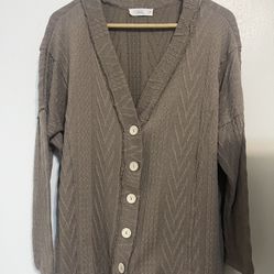 Women’s Talulah cardigan size M