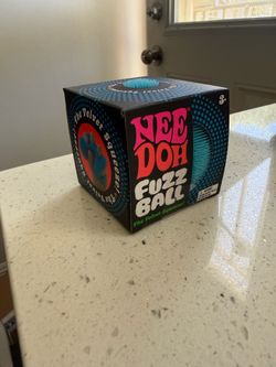 Needoh Fuzz Ball Blue