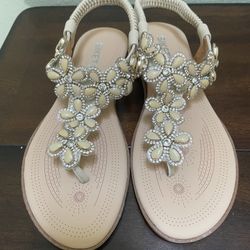 Siketu Sandals