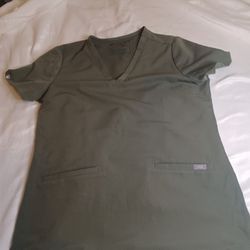 Figs Women's Casma Three Pocket Scrub Top  Olive Green Size Small EUC