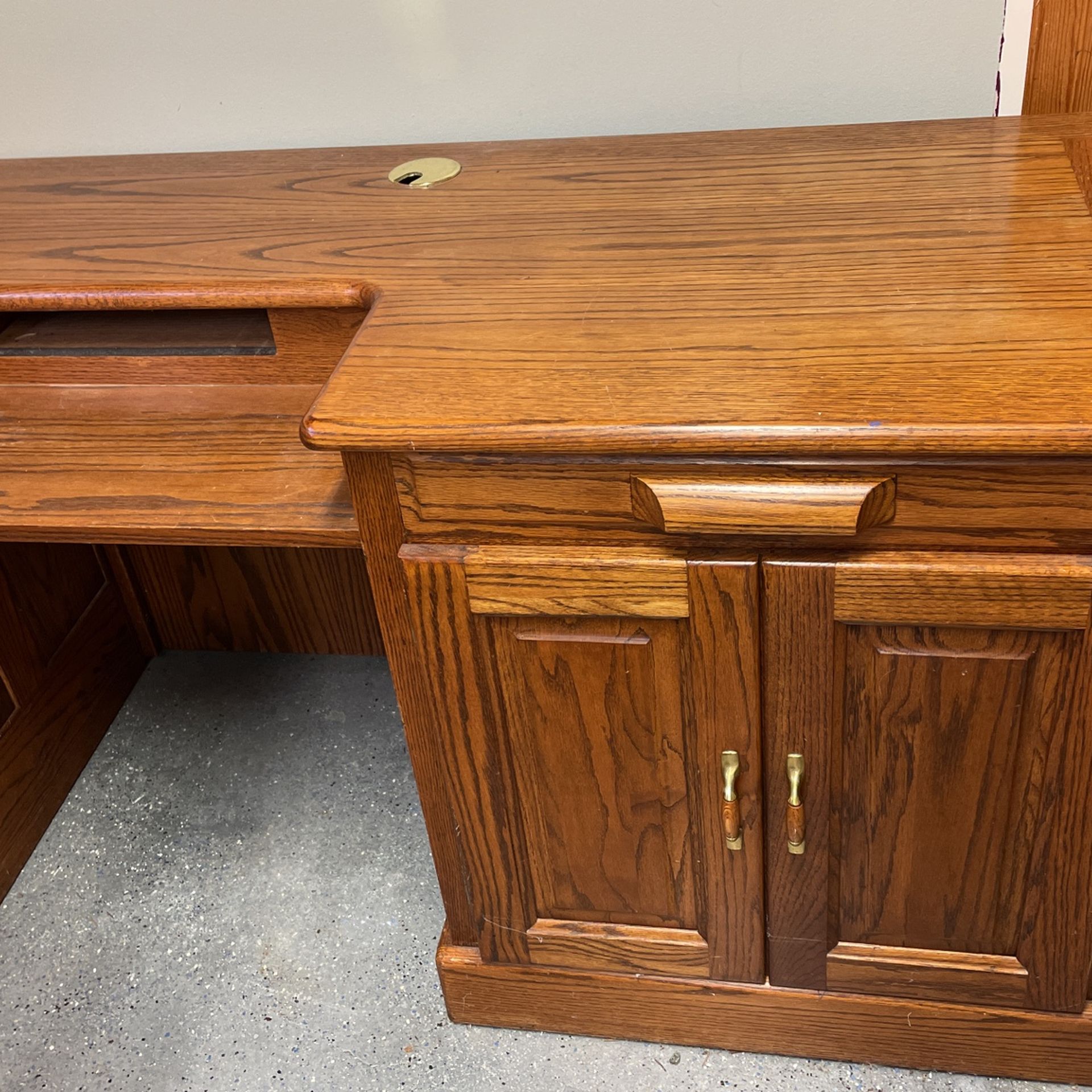 DeskSolid Oak for Sale in Tumwater, WA OfferUp