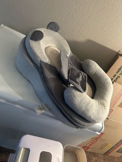 Baby elevated pillow