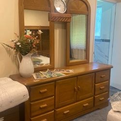 Queen Size Bedroom Set 