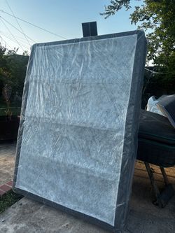 Queen size box spring