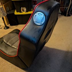 🎮 X-Rocker Pro Series Gaming Chair – Built-In Audio & Vibration! 🎧
