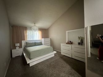 Alex furniture full set queen + king 4 piece