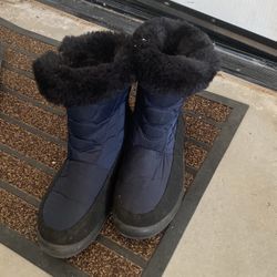 Winter/snow Boots Size 6