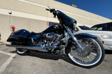 2018 Harley Davidson Anniversary street glide