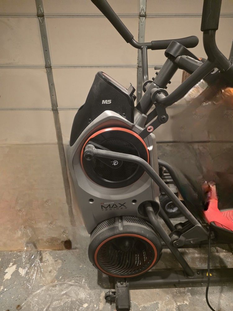Bowlflex M5 Max Trainer