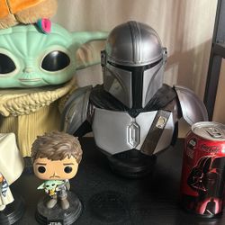 Mandalorian Bust