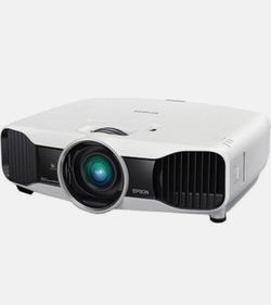Epson PowerLite Home Cinema 5030UB projector