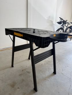 DEWALT express folding work bench