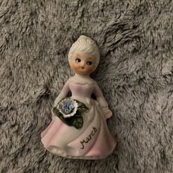 March figurine 
