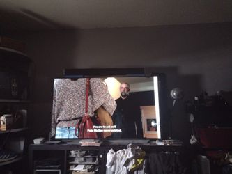 Samsung 50-inch Tv, Best Offer!