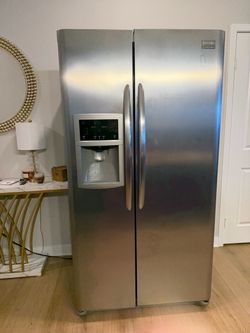 Refrigerator For Sale- FRIGIDAIRE GALLERY