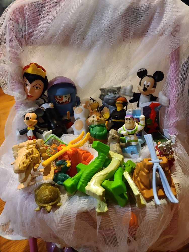 Random disney and DreamWorks toy lot