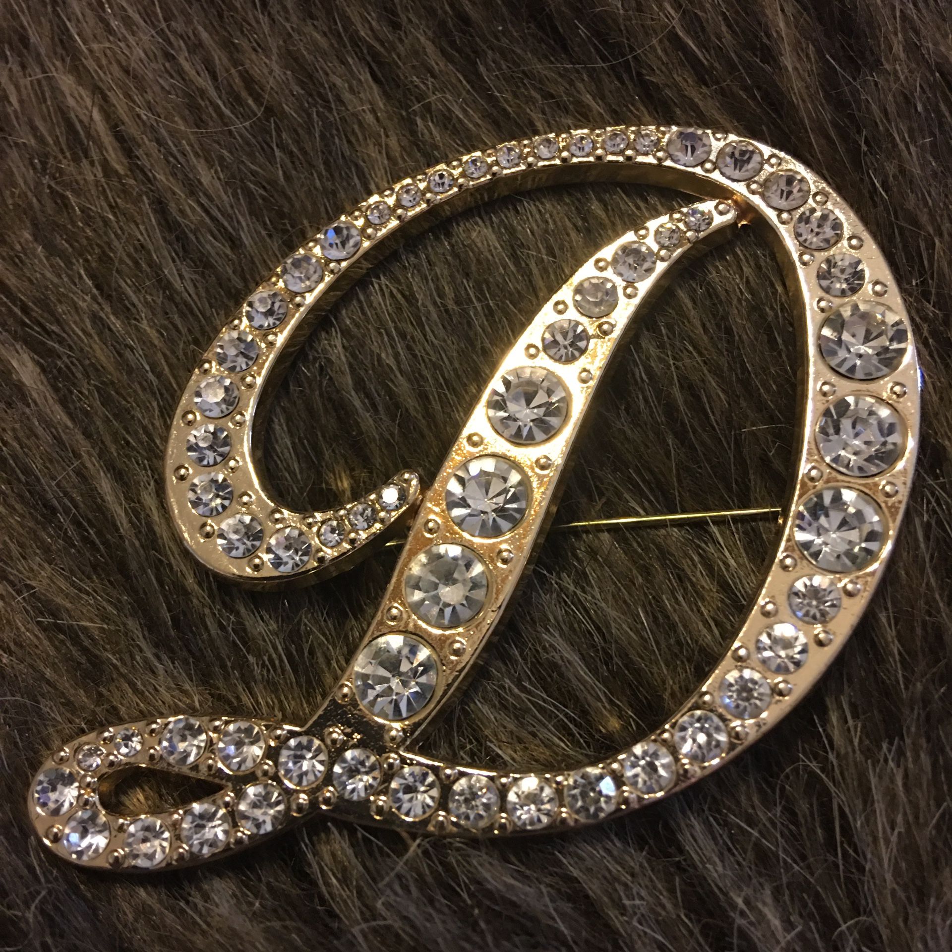 Vintage large monogram “D” gold rhinestone brooch