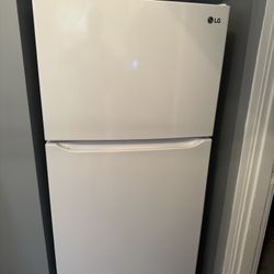 LG Refrigerator 