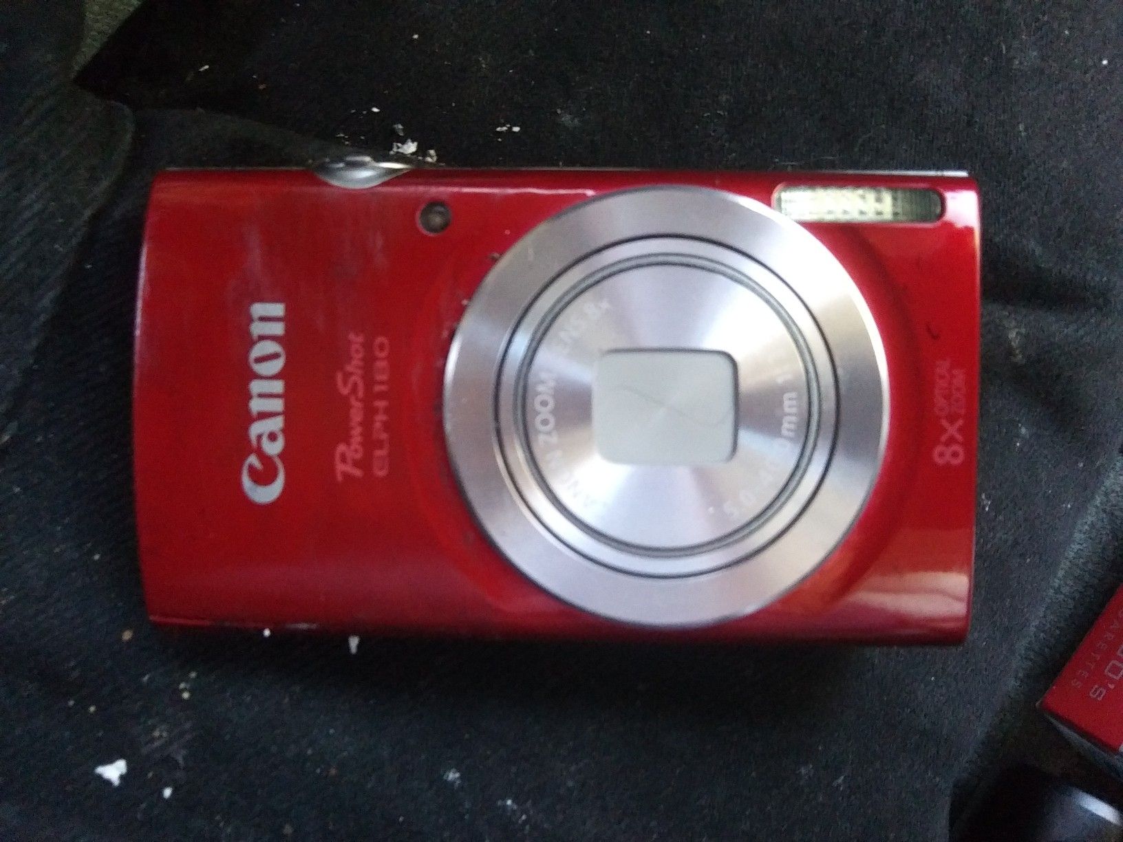 Canon PowerShot ELPH 180 Digital Camera