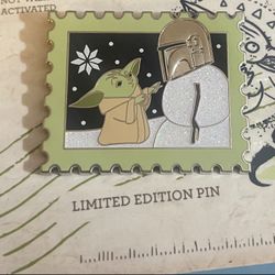 Disney Baby Yoda Grogu Mandalorian Snowman Christmas Gift Card Stamp 2021 Pin LE