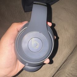 Beat studio 3s headphones 