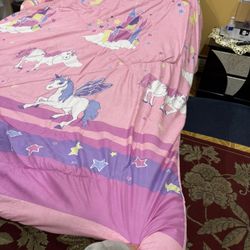 Girls Unicorn Comforter  Size Double 