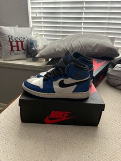 Nike Air Jordan 1 game royal