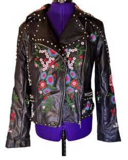 L’atiste womens embroidered jacket size medium