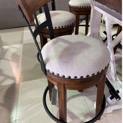 AP- Counter Height Dining Table and 4 Barstools/ Fast Delivery - Financing 