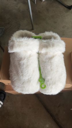 Brand new crocs