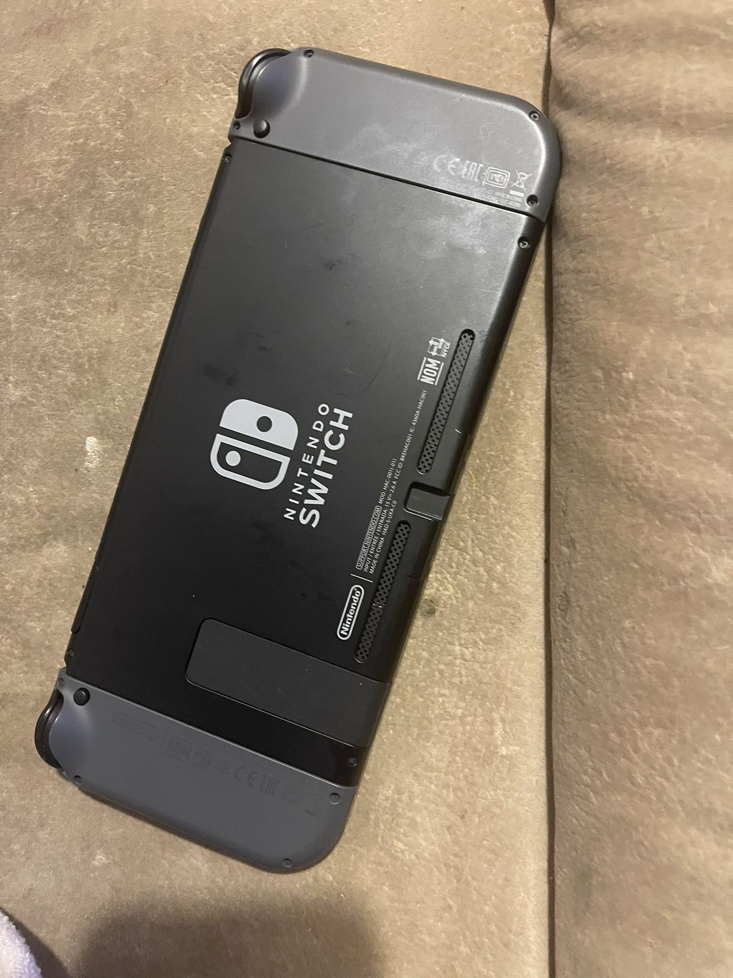 Nintendo Switch used for 3 months only for Sale in Santa Fe Springs, CA