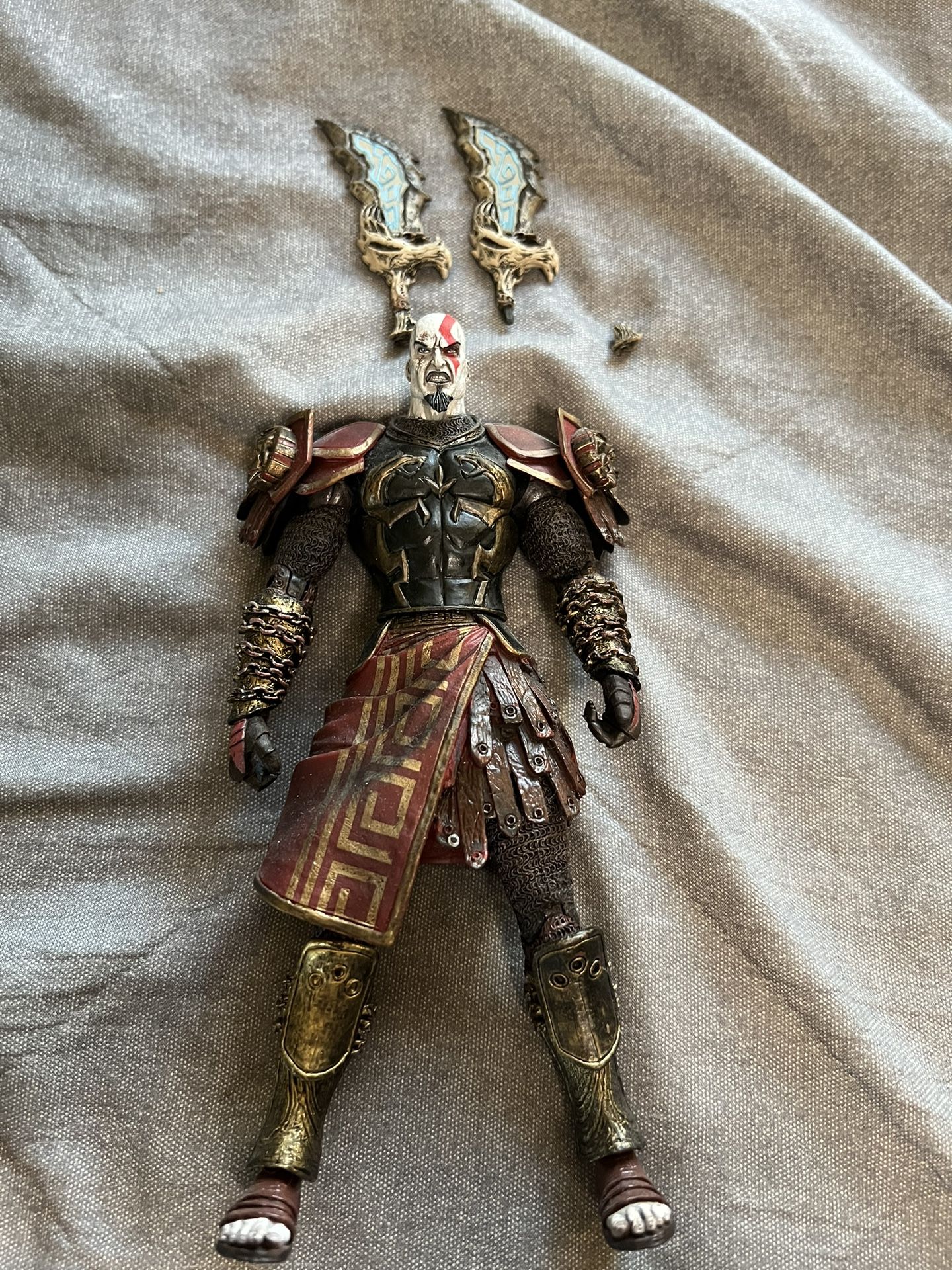 Neca God Of War 2 Ares Armor Kratos (authentic)